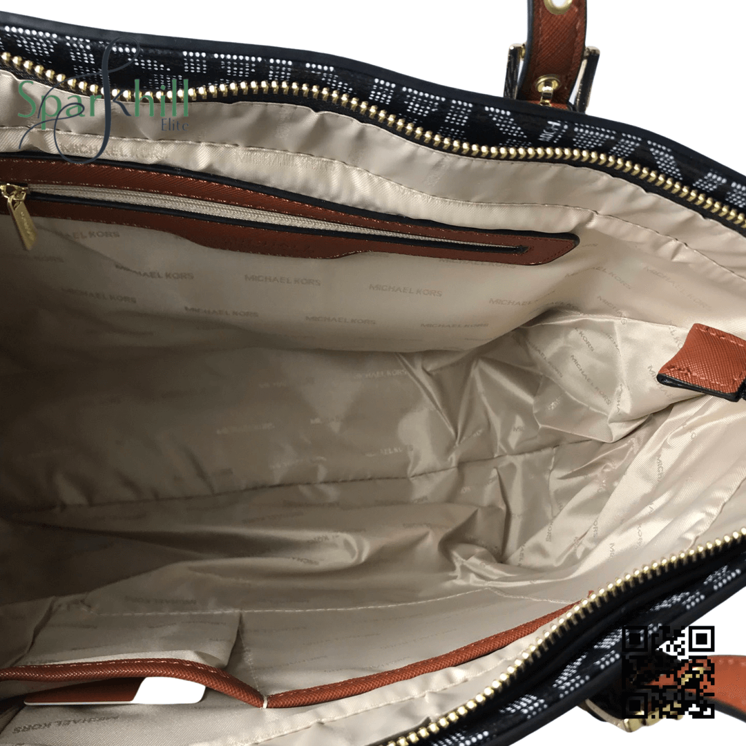 Black Logo Formal Hand Bag SE4616